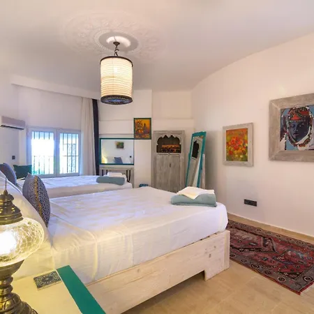 Ultra Lueks Toros Villa *